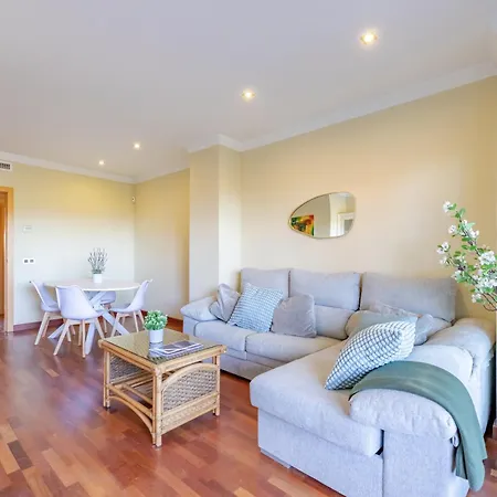 Vt Frutos 2bdr Apt With Views Apartman